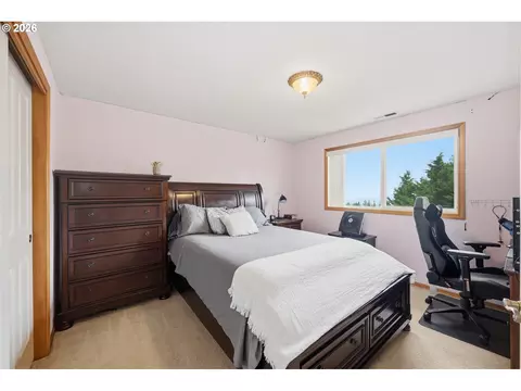 Bedroom - 3362 Bentley Ave, Eugene, OR 97405 photo 9 of 9
