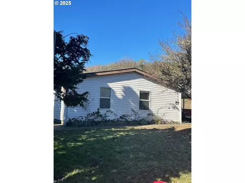 570 NE Cherry Hill Rd, Sheridan, OR 97378