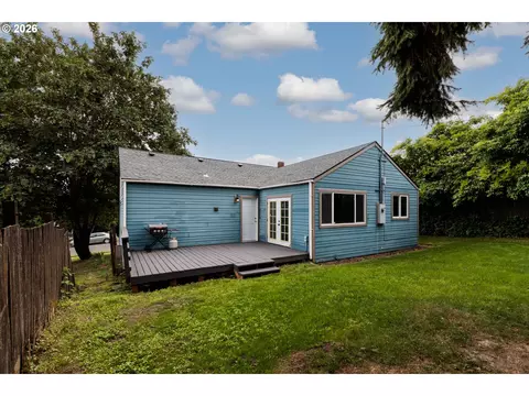 Exterior - 420 E D St, Rainier, OR 97048 photo 3 of 3