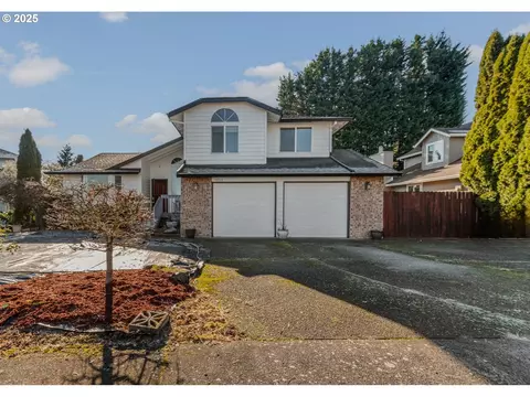 15713 NE 6th Cir, Vancouver, WA 98684