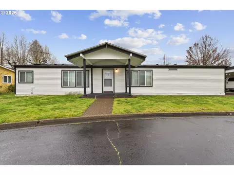 1145 SW Cypress St #8, Mcminnville, OR 97128