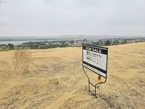 225 Truman Dr, Umatilla, OR 97882