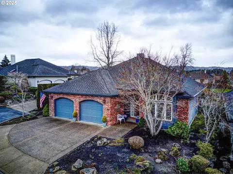 3848 NW Vardon Pl, Portland, OR 97229