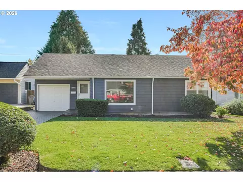 1001 NW 44th St, Vancouver, WA 98660