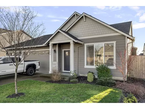 695 N Fir Loop, Yamhill, OR 97148