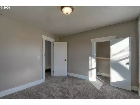Bedroom - 1330 SE College St, Echo, OR 97826 photo 3 of 7