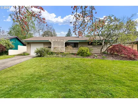 3175 Potter St, Eugene, OR 97405