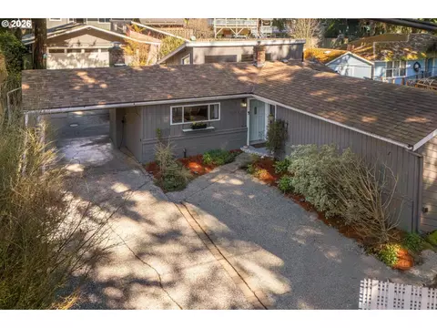 9319 NE Broadway, Portland, OR 97220