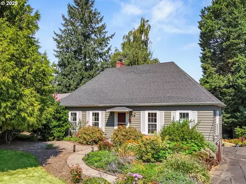 5757 NEmerson St, Portland, OR 97218