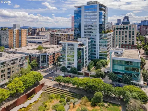 1001 NW Lovejoy St #608, Portland, OR 97209