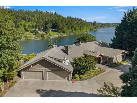 268 SW Forest Cove Rd, West Linn, OR 97068