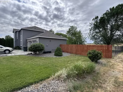 Exterior - 77330 Joyce Way, Echo, OR 97826 photo 6 of 12