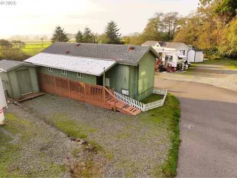 15061 Highway 101 #4, Brookings, OR 97415