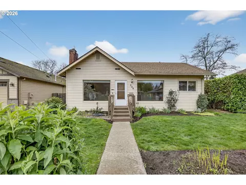 329 SE Linden Ct, Gresham, OR 97080