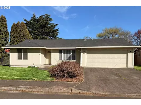 762 2nd St, Woodland, WA 98674