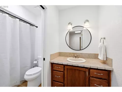 Bath - 3595 SE 1st St, Gresham, OR 97080 photo 2 of 3