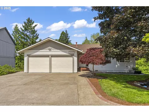 3045 SE Willow Dr, Hillsboro, OR 97123