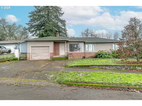1533 SW Fairview Ave, Dallas, OR 97338