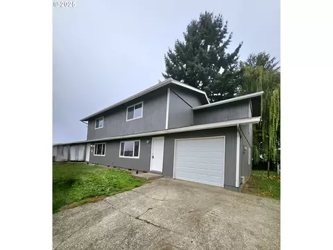 4821 4823 Cougar Ct SE, Salem, OR 97317