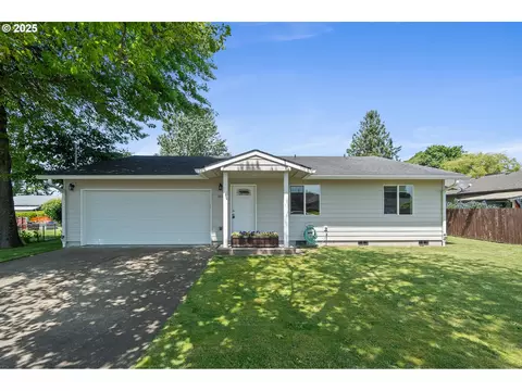 3606 Walnut Ln, Tillamook, OR 97141