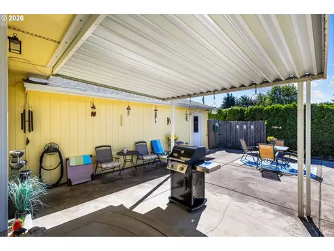 Exterior - 499 NE Cherry St, Sublimity, OR 97385 photo 9 of 10
