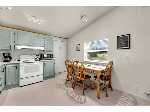 752 Metzger Rd, Carson, WA 98610 photo 9