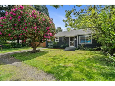 8934 NE Sumner St, Portland, OR 97220