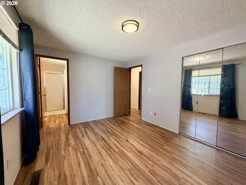 Bedroom - 26 NE Nelson Dr, Pendleton, OR 97801 photo 1 of 3