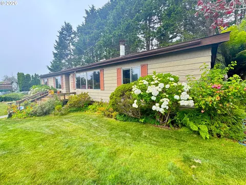1029 Fifield St, Brookings, OR 97415 photo 4