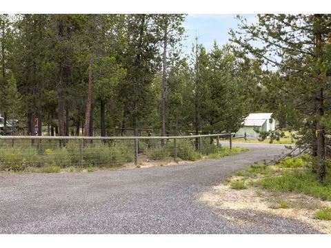 136922 Mohawk Dr, Crescent, OR 97733 photo 14