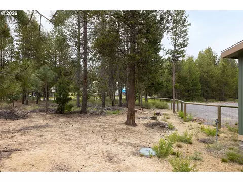 136922 Mohawk Dr, Crescent, OR 97733 photo 13