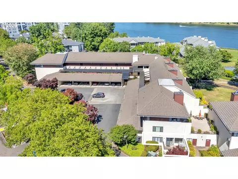 5150 S Landing Dr #101B2, Portland, OR 97239