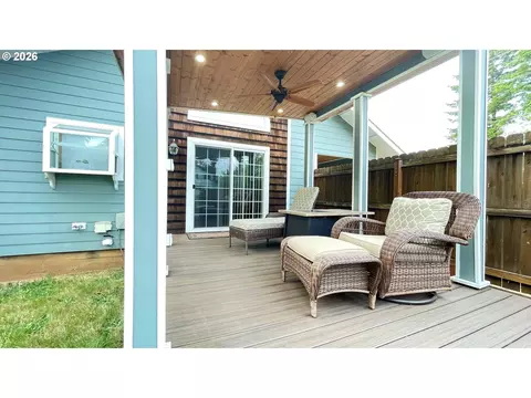 Exterior - 31601 SE Lawrence Rd, Estacada, OR 97023 photo 9 of 15