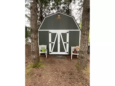 Exterior - 31601 SE Lawrence Rd, Estacada, OR 97023 photo 15 of 15