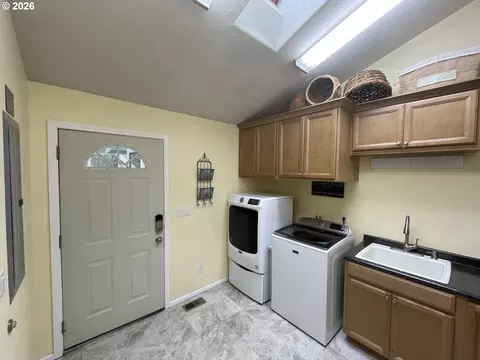 Other - 31601 SE Lawrence Rd, Estacada, OR 97023 photo 3 of 6