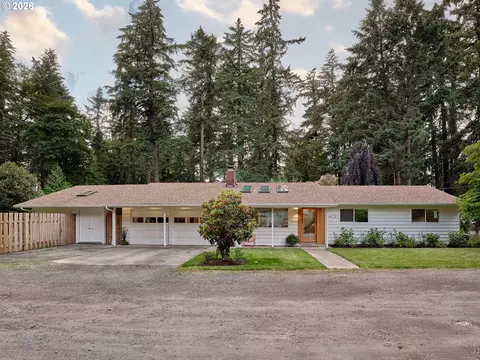 16625 Astor Ave, Lake Oswego, OR 97035