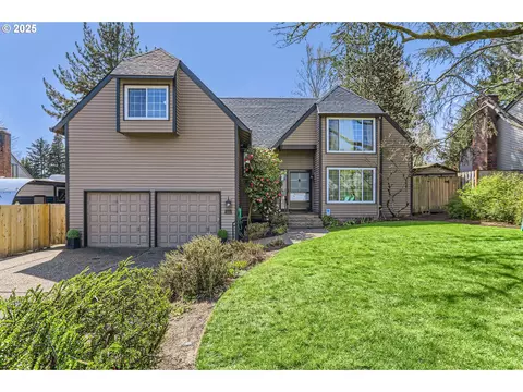 20130 NW Paulina Dr, Portland, OR 97229