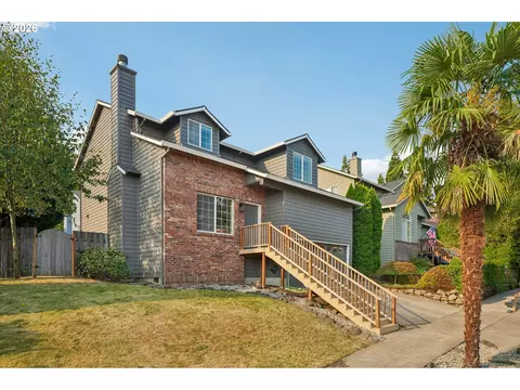 Exterior - 11596 SE Springcrest Dr, Clackamas, OR 97015 photo 3 of 10
