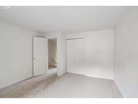 Bedroom - 11596 SE Springcrest Dr, Clackamas, OR 97015 photo 4 of 8