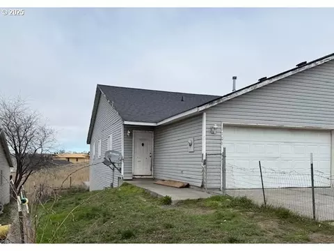 1109 SW Nye Ave, Pendleton, OR 97801 photo 1