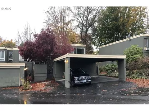 1718 NW Midlake Ln, Beaverton, OR 97006