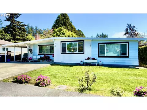433 Fir St, Brookings, OR 97415