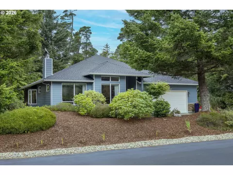 Exterior - 88090 Windleaf Way, Florence, OR 97439 photo 2 of 8
