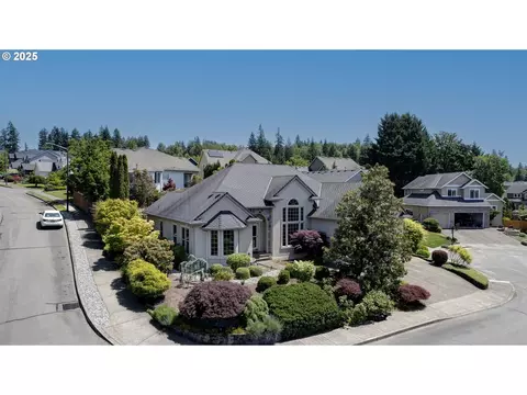 16402 SE Teal Ct, Damascus, OR 97089
