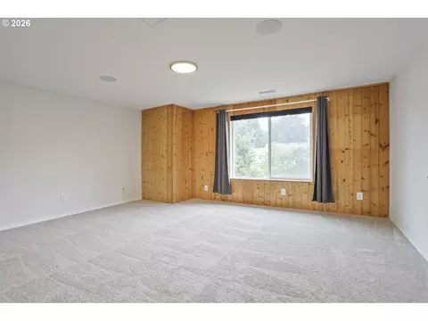 Other - 18137 Grey Ave, Sandy, OR 97055 photo 3 of 4