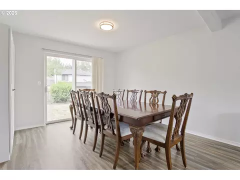 Dining - 18137 Grey Ave, Sandy, OR 97055 photo 1 of 2