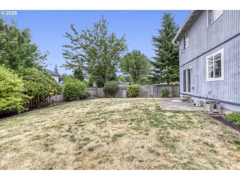 Exterior - 18137 Grey Ave, Sandy, OR 97055 photo 4 of 6