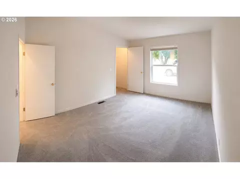 Bedroom - 242 Dillingham Loop, Carson, WA 98610 photo 1 of 6
