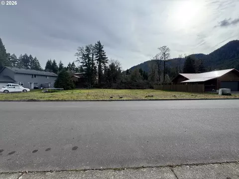 48448 Roaring Rapids Way, Oakridge, OR 97463