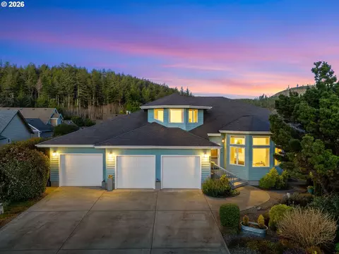 260 NE 71st Pl, Newport, OR 97365